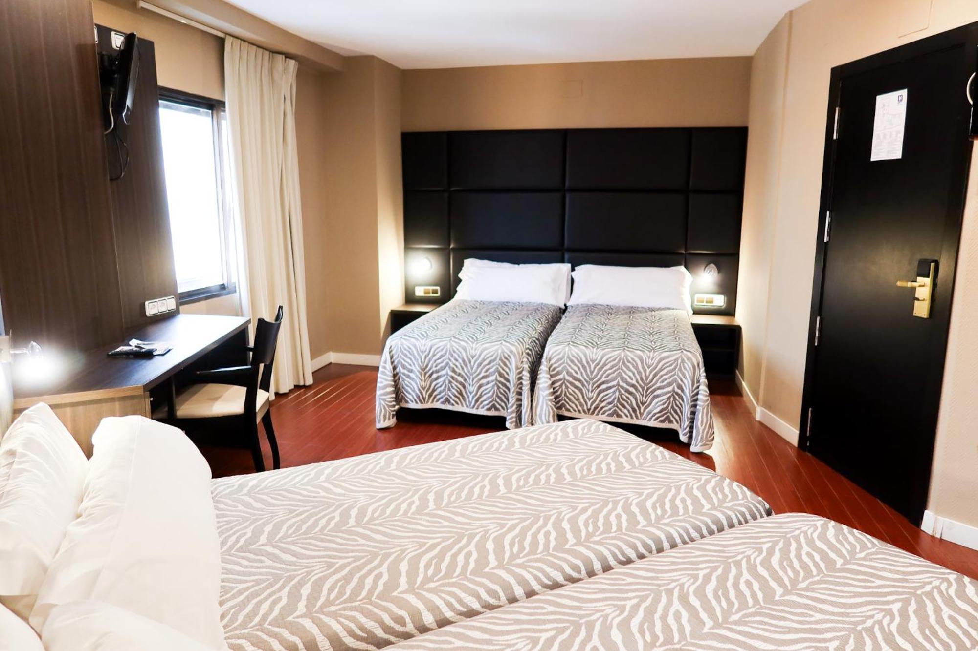Hotel Hotel Benetusser